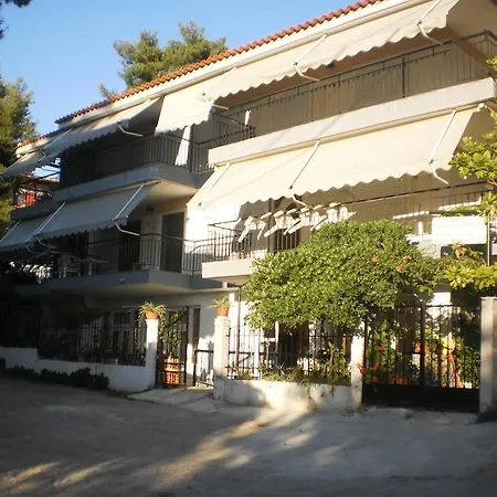 شقة Zavrakli